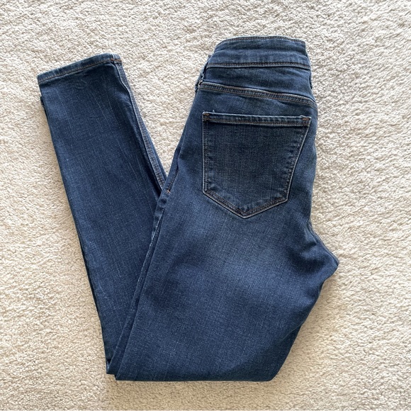 Old Navy Rockstar Super Skinny Ankle Jeans Size 6 - Picture 4 of 8